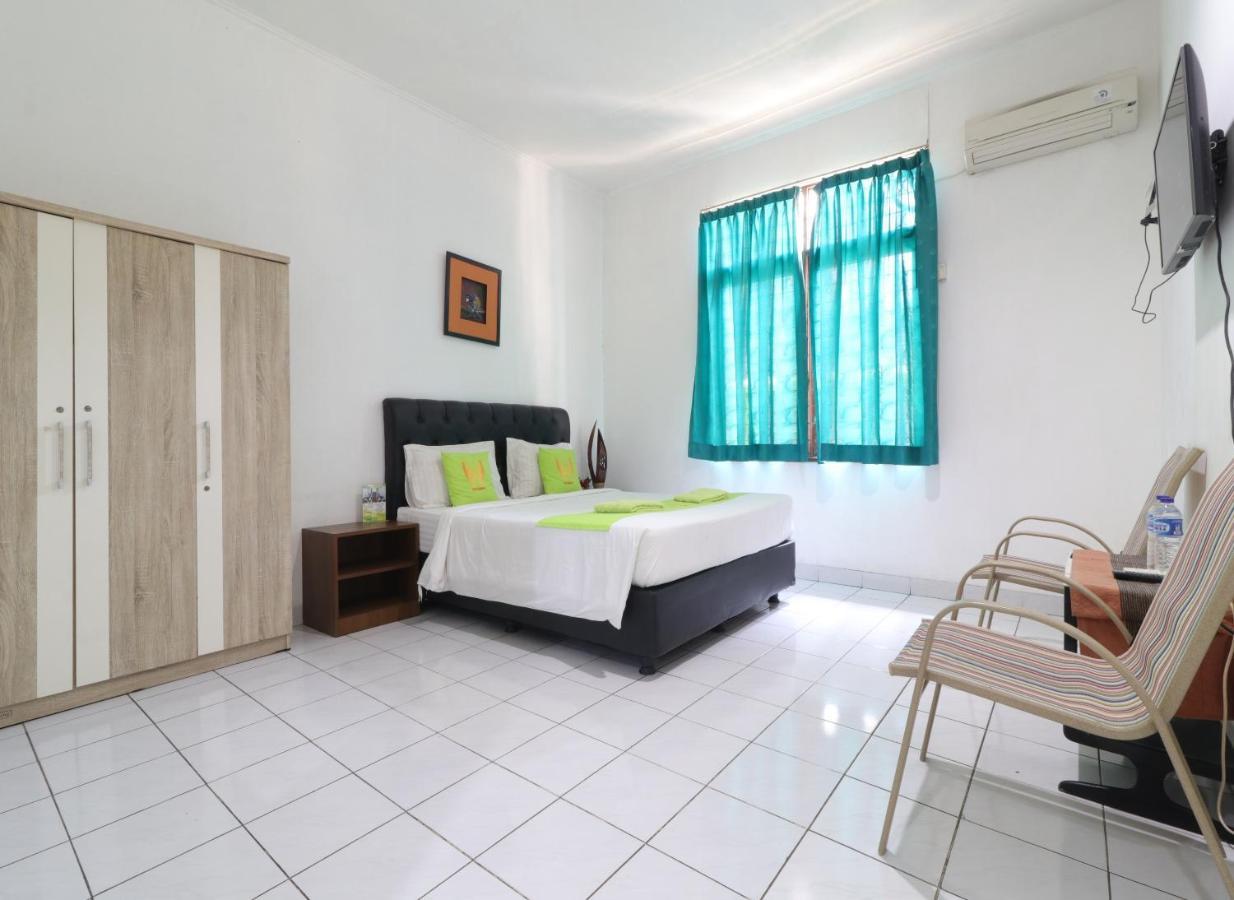 Hotel Huswah Airport Tangerang Ngoại thất bức ảnh