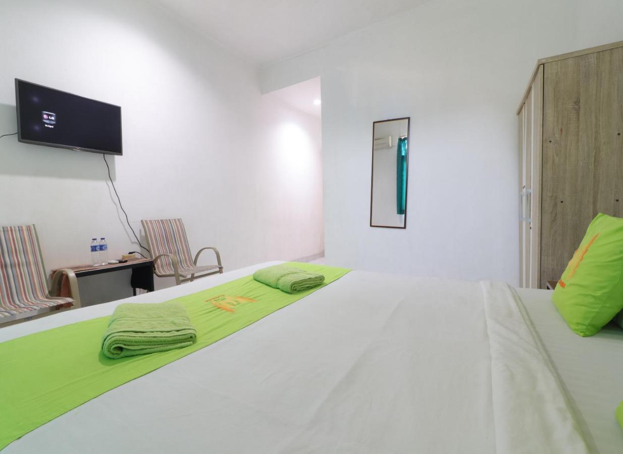 Hotel Huswah Airport Tangerang Ngoại thất bức ảnh